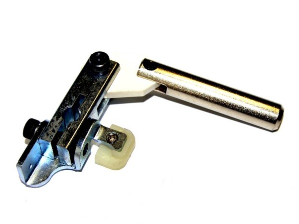 Flipper crank, plunger and link assembly, left (SEGA, Stern)