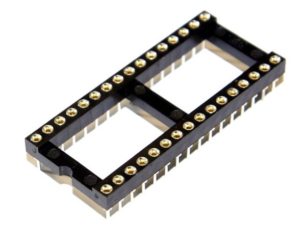 IC Socket 32 Pin (15,24mm)