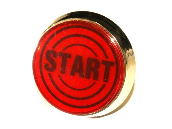 Button "Start"- rot, Gehäuse gold