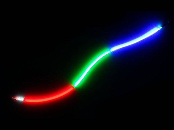 Neon Röhre für Cirqus Voltaire, Multicolor